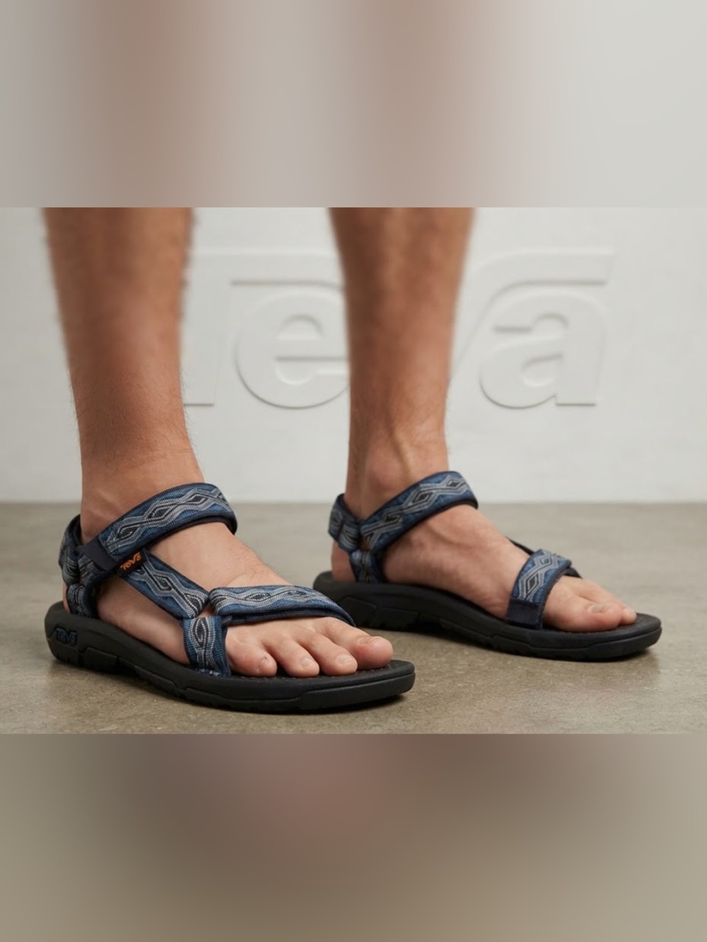 Authentic Teva mens designer waterproof sandals sz 8 Euro 40.5
